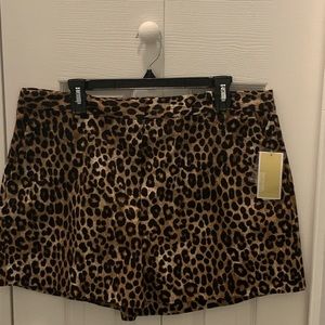 Michael Kors women’s dark camel shorts